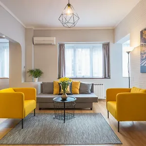  Appartamento 5th Avenue | Two Bedroom, Two Bathroom, Positano Street